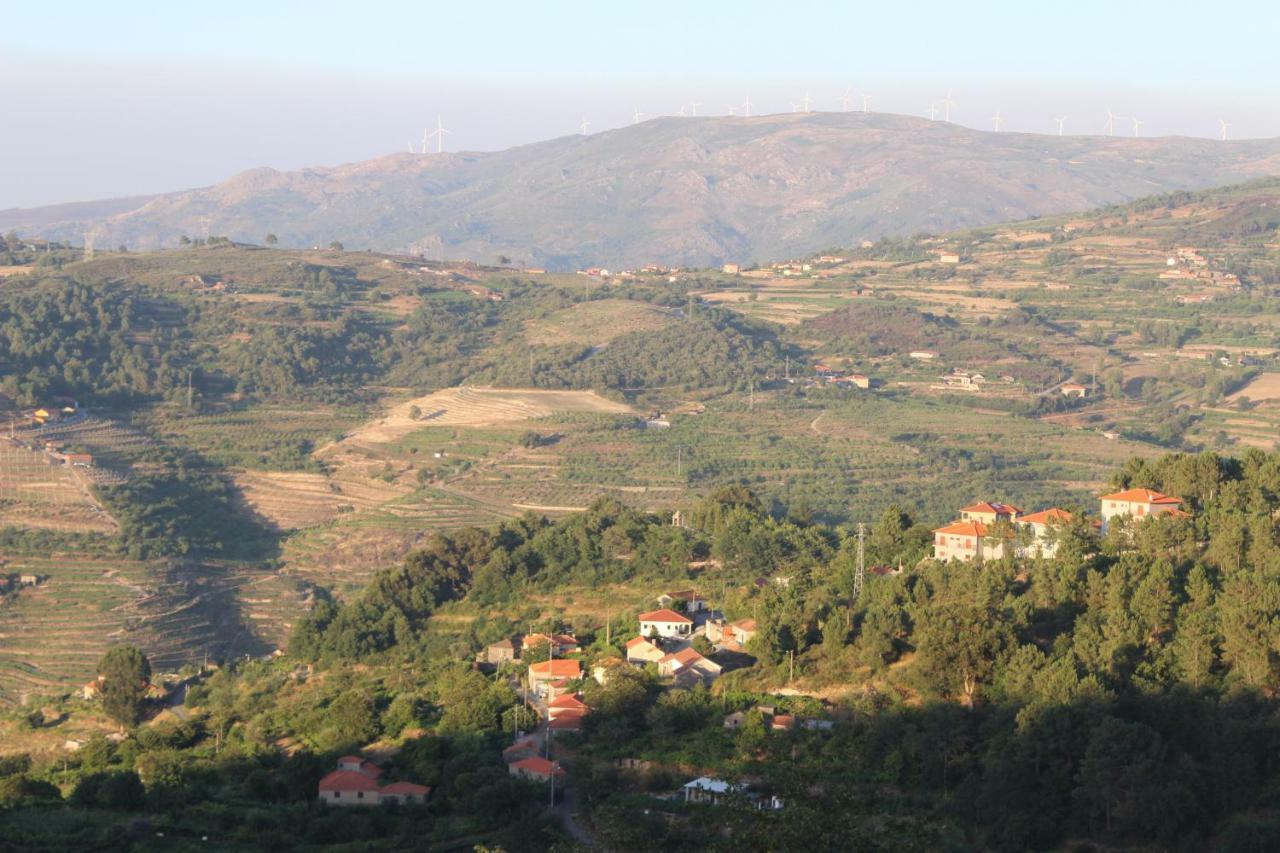 Alojamento Da Ribeirinha Carquere Buitenkant foto